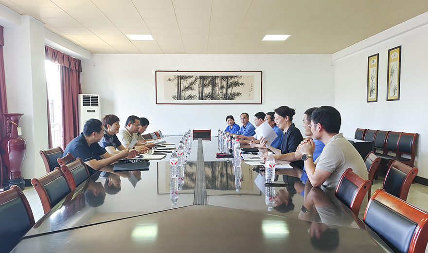 臨沂大學(xué)機(jī)械與車(chē)輛工程學(xué)院領(lǐng)導(dǎo)赴我司參觀(guān)交流